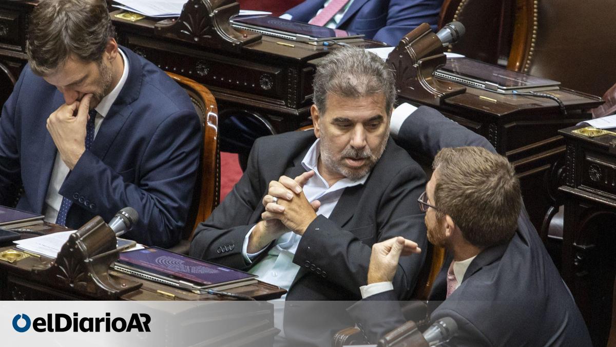 La oposición impulsa una moción de censura contra Adorni y el PRO no descarta dar quórum