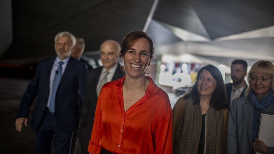 Sanidad financiará las gafas y las lentillas a los niños y niñas con menos recursos a partir de 2025