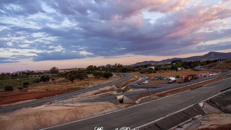 Adif adjudica la instalación de las vías en el baipás ferroviario que evitará pasar por Mérida
