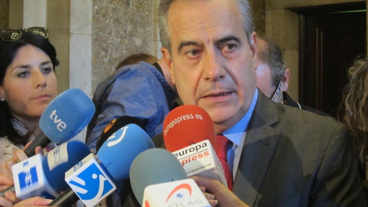 El exministro Celestino Corbacho recuerda a Chacón como "mujer de referencia" del socialismo