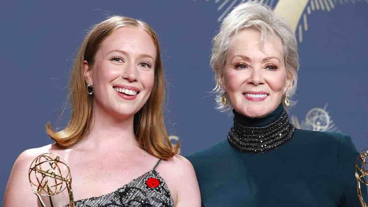 La protagonista de 'Hacks' anuncia que la serie terminará con su temporada 5 en HBO Max tras ser premiada en los Emmy