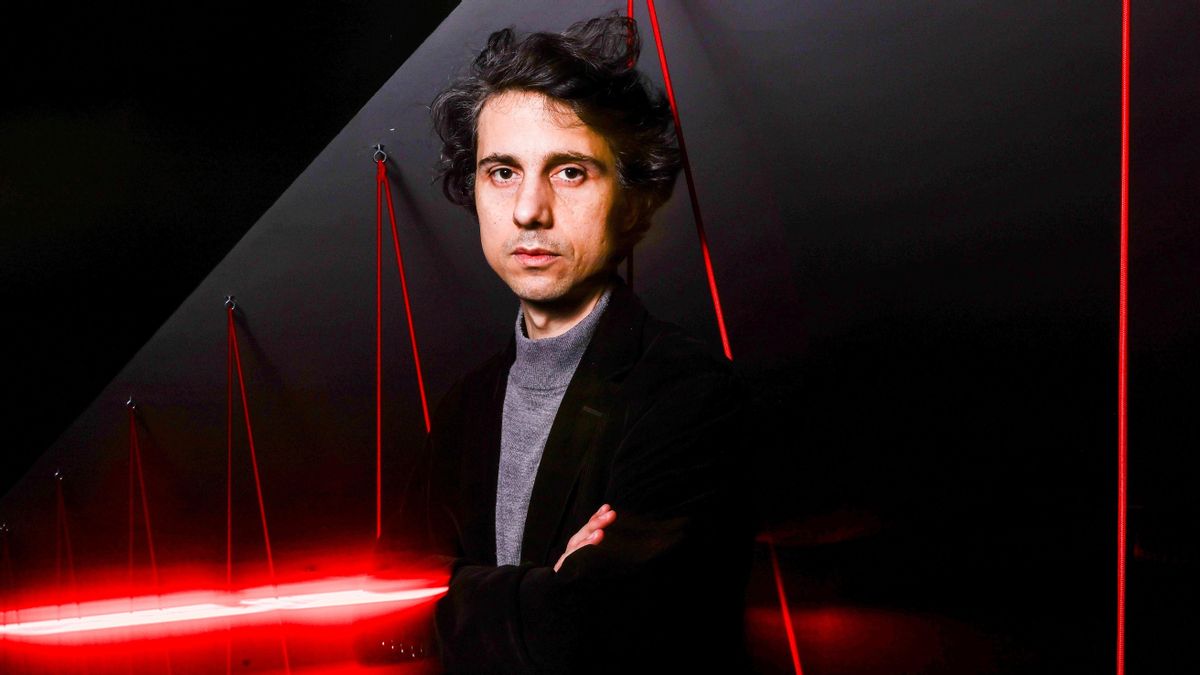 Jonás Trueba, el artesano discreto homenajeado por el Pompidou: “Es sano ponerte en duda todo el rato”