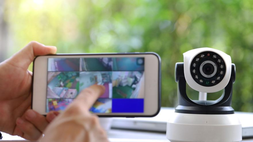 Me encuentro cámaras de videovigilancia en mi apartamento de vacaciones: ¿cuáles son mis derechos?