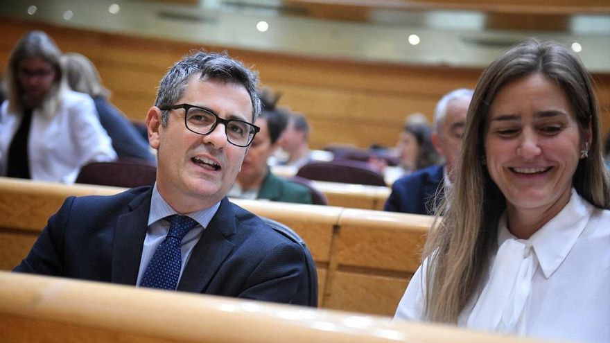 El ministro de la Presidencia, Justicia y Relaciones con las Cortes, Félix Bolaños, y la vicepresidenta tercera y ministra para la Transición Ecológica, Sara Aagesen, durante la sesión de control al Gobierno en el Senado, este martes
