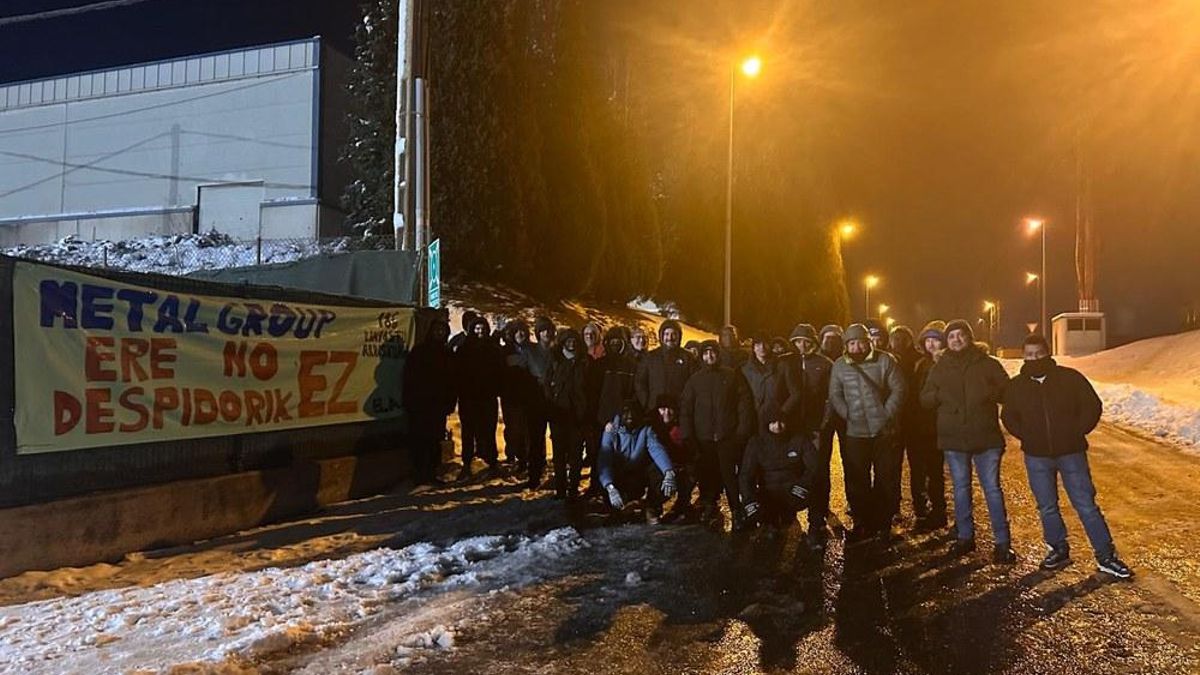 La plantilla de Metal Group inicia una huelga indefinida contra del ERE para 139 trabajadores de Abadiño y Legutio