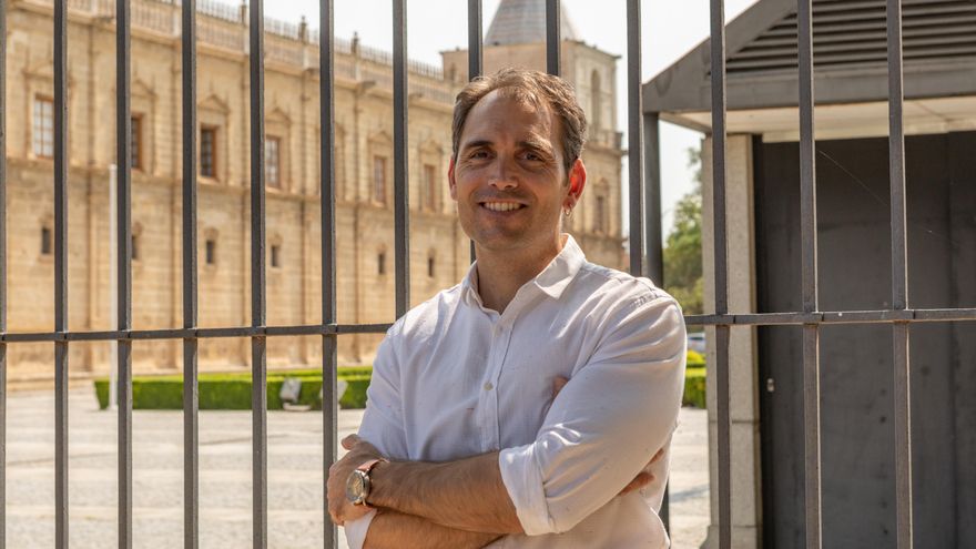 Toni Valero, coordinador de IU Andalucía: "El auge de la derecha está en disputa porque Sumar ha cambiado el tablero"