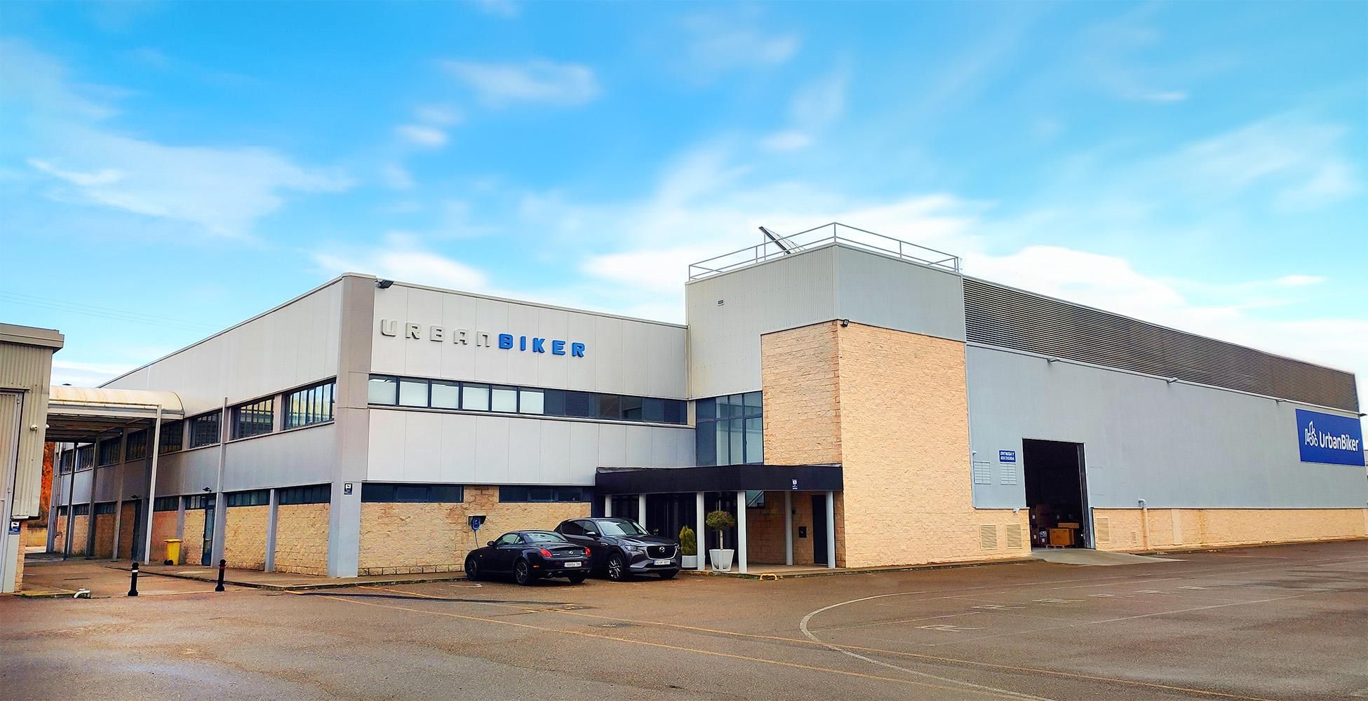 Fábrica de la marca de bicicletas eléctricas UrbanBiker, en Valdelafuente.
