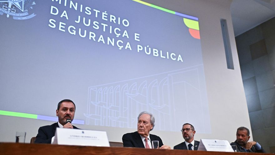 Suspenden al director de la Seguridad Social de Brasil en una investigación de corrupción