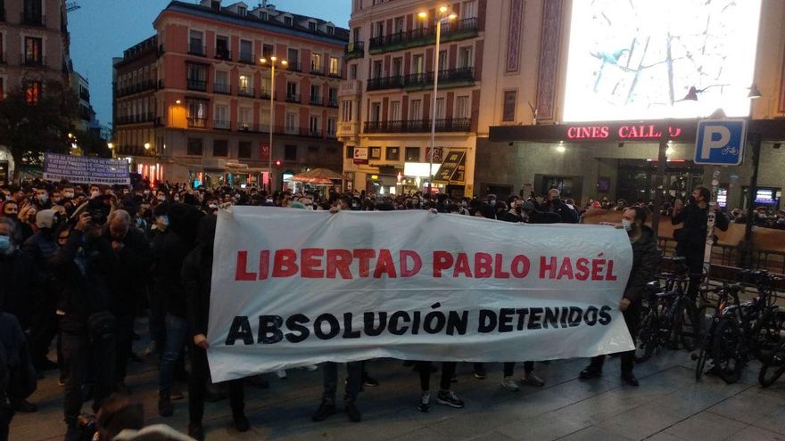 Protestas ante el encarcelamiento de Pablo Hasél en Callao, Madrid