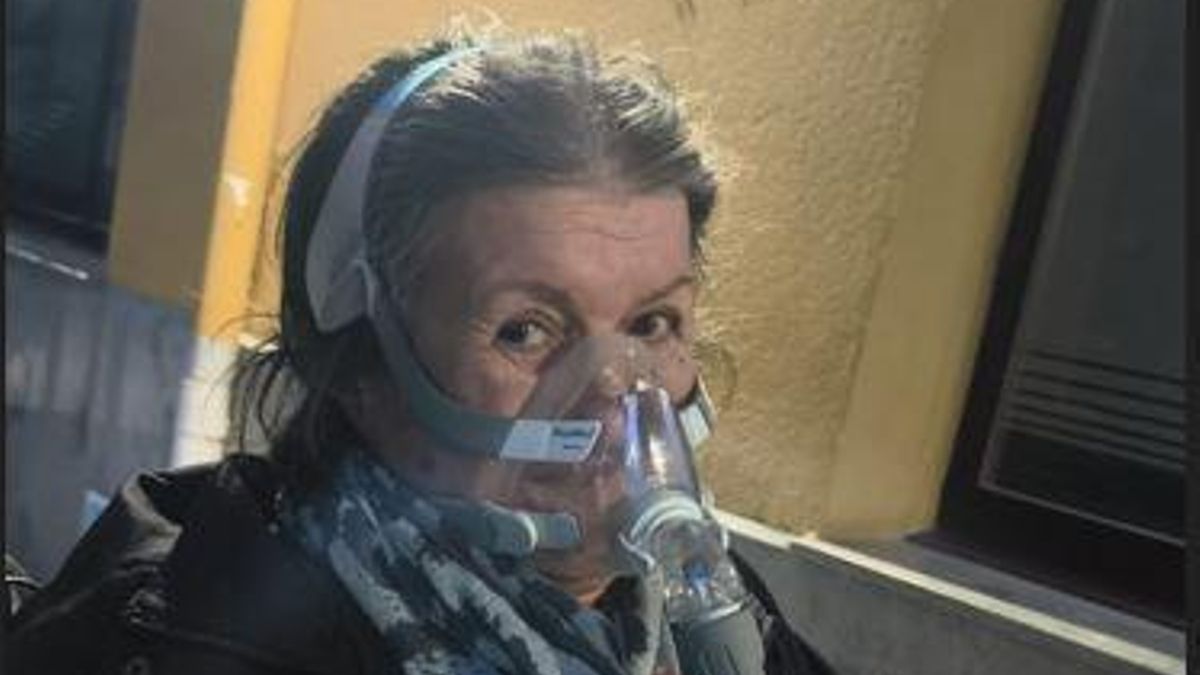 Tina, la enferma de ELA que renuncia a prolongar su vida porque la traqueotomía exige cuidados profesionales que no puede pagar