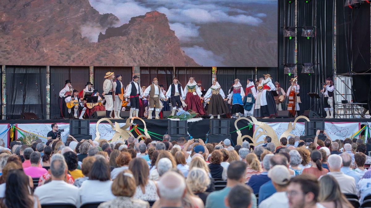Festival Folclórico Regional de la Bajada de la Virgen  de las Nieves 2025