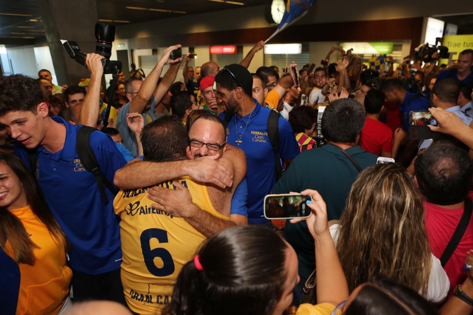 Oriol Paulí y Royce O'Neale.