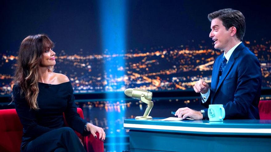 Lara Álvarez habló de sus ex, mandó un mensaje a Brad Pitt y mostró las primeras imágenes de 'La Conexión'