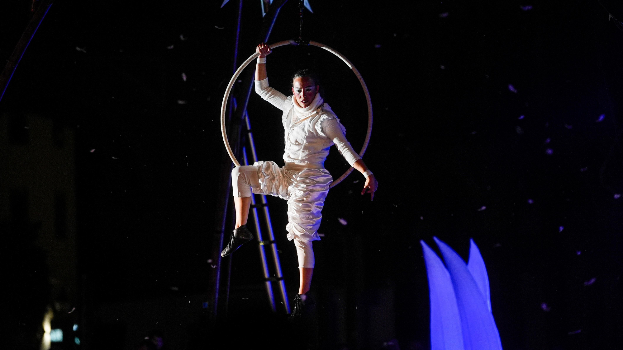 Espectáculo de acrobacias en la Corredera