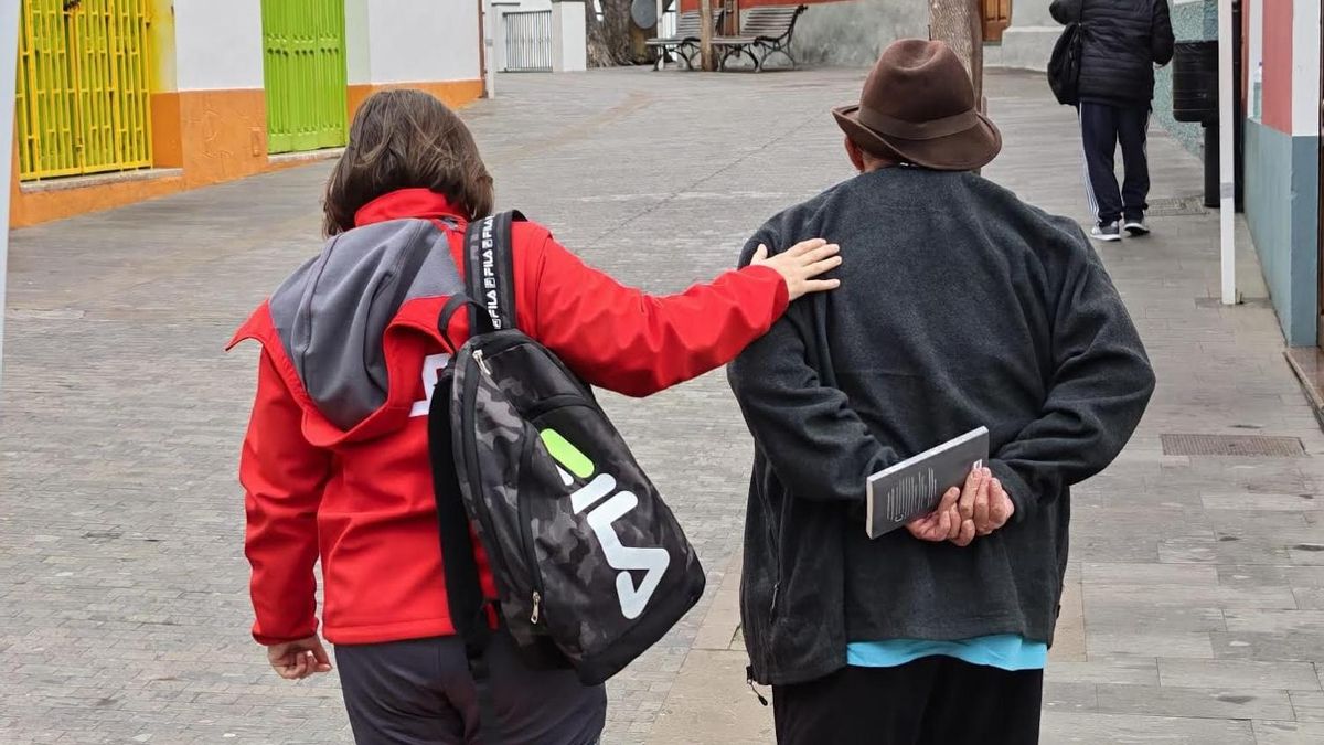 Cruz Roja y el Ayuntamiento de Los Llanos fortalecen su alianza para acompañar a quienes más lo necesitan