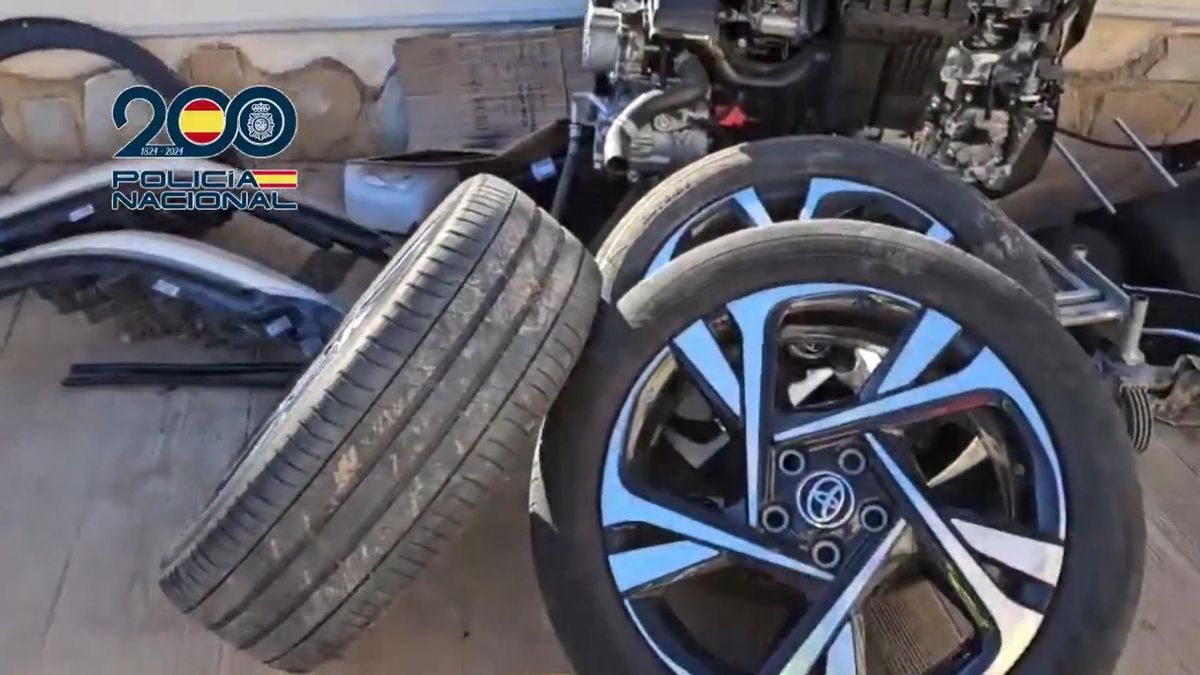La policía desarticula una red que empleaba coches declarados siniestro total tras la dana para dar salida a vehículos robados