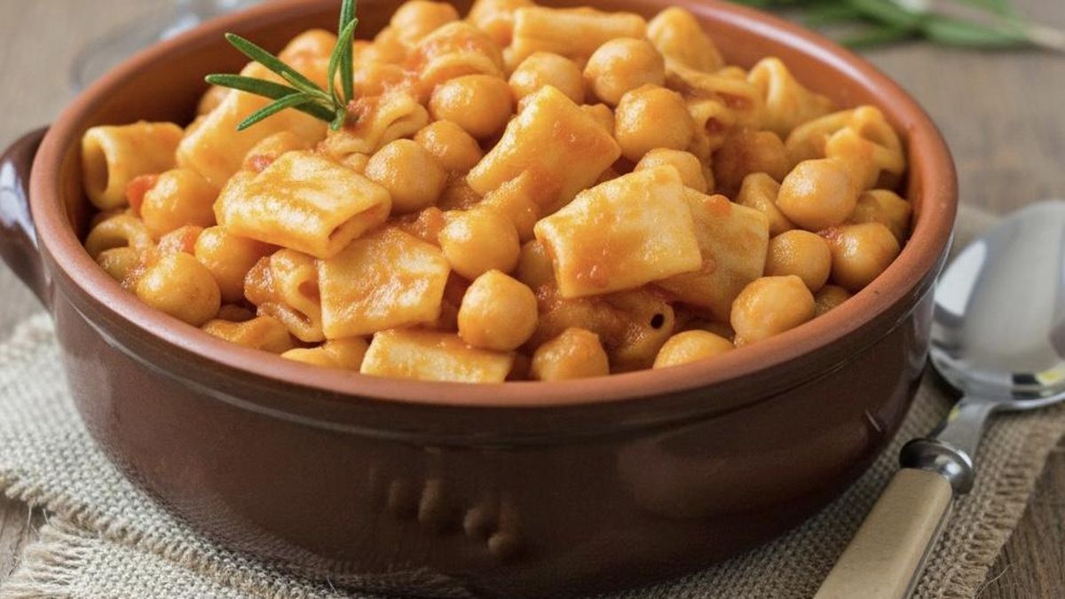 Pasta con garbanzos