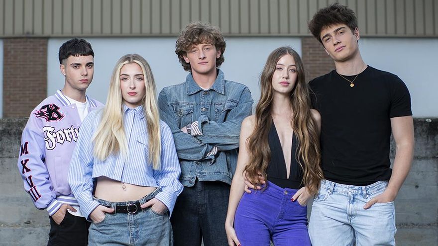 Atresmedia descubre la nueva generación de 'Física o Química', con la hija de Ana Duato y dos 'Menudas piezas'