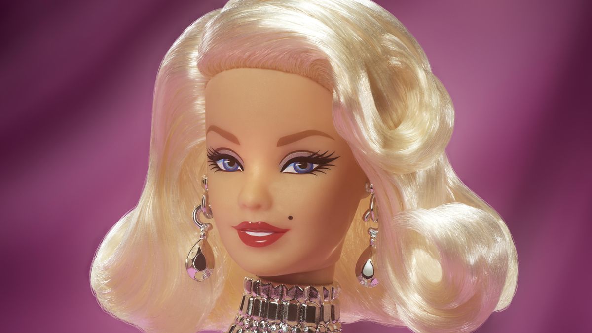 Barbie celebra los 100 años de Marilyn Monroe recreando uno de sus looks más icónicos