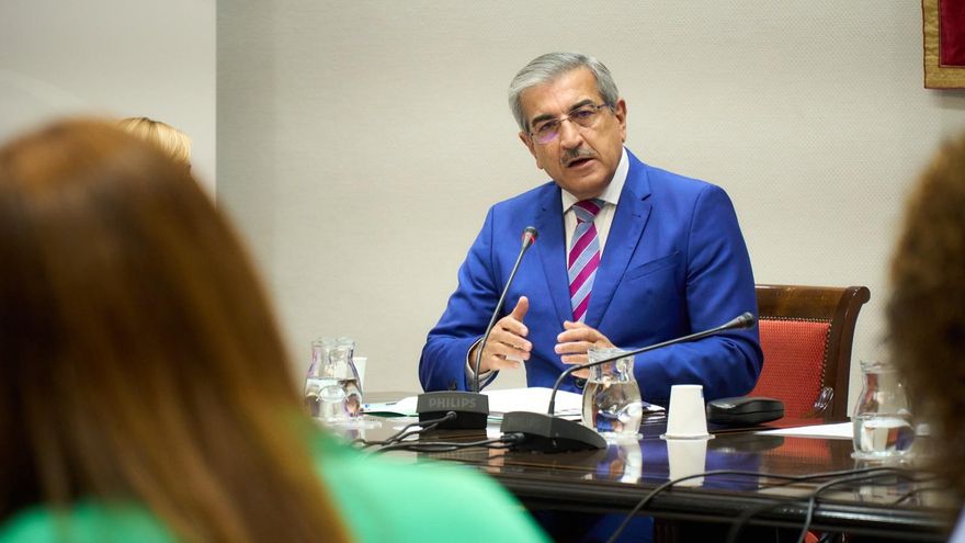 Román Rodríguez programará fondos europeos para el balneario de la Fuente Santa