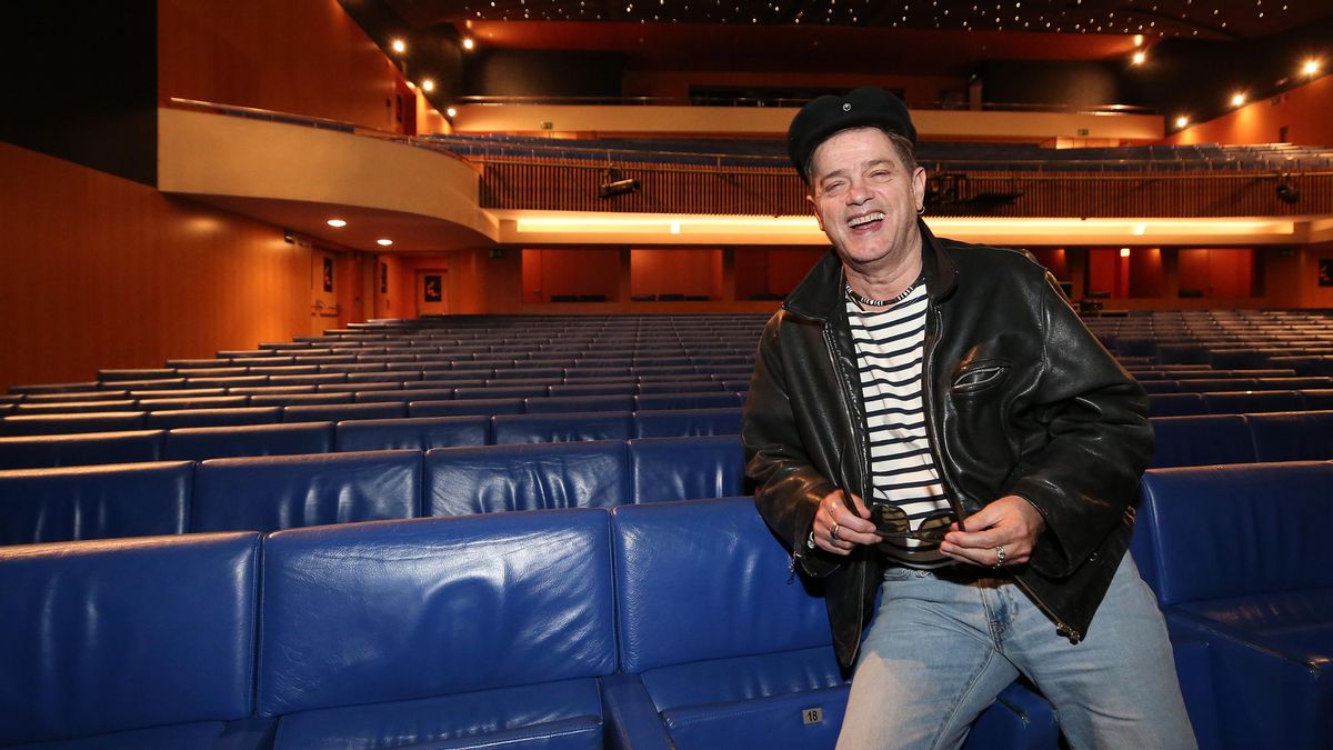 En el patio de butacas del Teatro Cuyás.