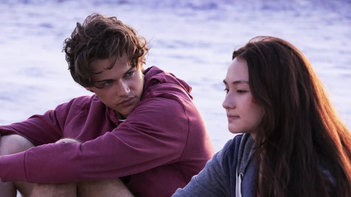 Conrad y Belly en 'El verano en que me enamoré'