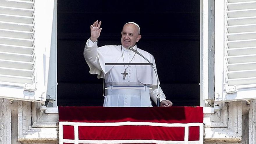 El papa pide que se actúe para evitar nuevas tragedias en el Mediterráneo