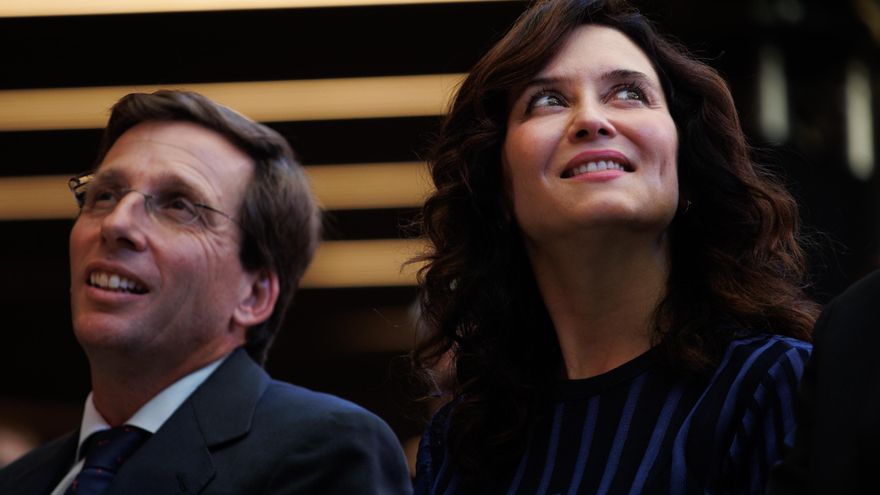 La Fiscalía pide 10 años de inhabilitación a dos altos cargos de Almeida y Ayuso por un derribo en la Cañada Real