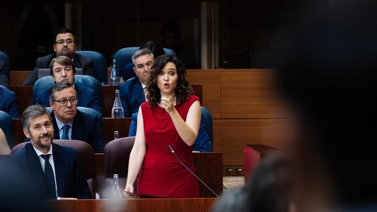 ¿El Constitucional obliga a la Asamblea a investigar a Ayuso? ¿El Constitucional obliga a la Asamblea a investigar a Ayuso?