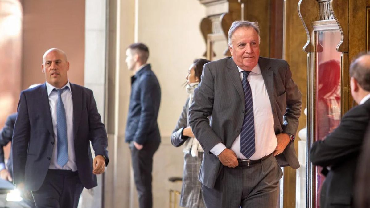 Tillard deja la presidencia del Banco Nación y será reemplazado por Wasserman, marido de Pilar Ramírez, la mano derecha de Karina