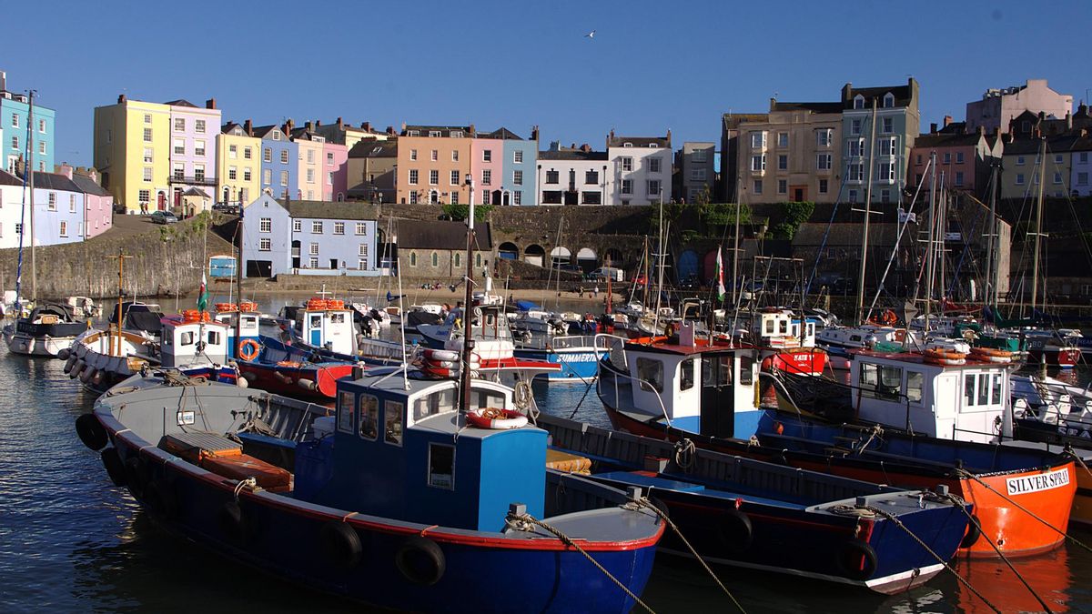 La costa del Parque Nacional de Pembrokeshire está cuajada de pequeños pueblos pesqueros.