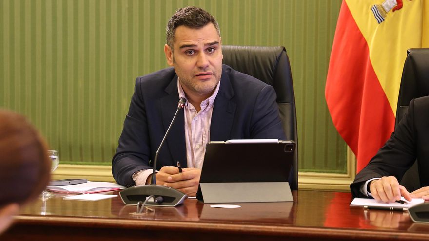 El director d'IB3 nega pressions del PP per fitxar el director balear d'OKDiario a la ràdio pública