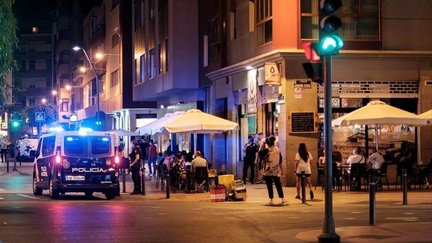 Las restricciones al ocio nocturno y a la hostelería en las Islas, en manos del Gobierno canario tras la Interterritorial de Salud