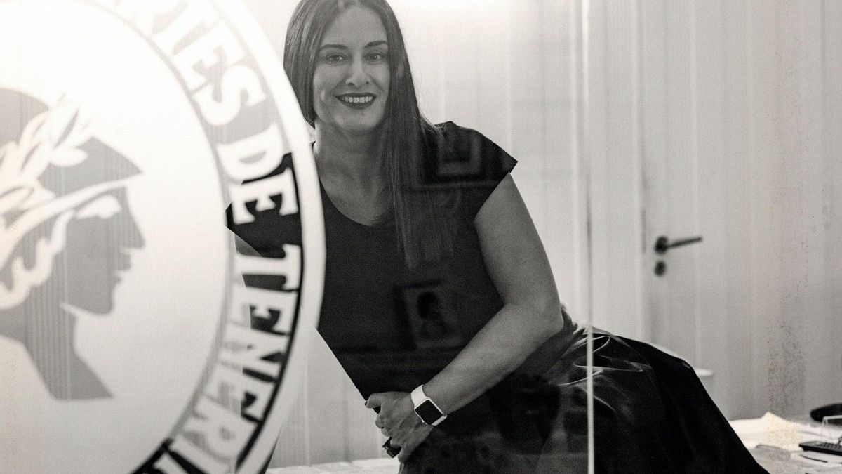 Dulce Xerach durante su etapa como presidente del Círculo de Bellas Artes de Tenerife.