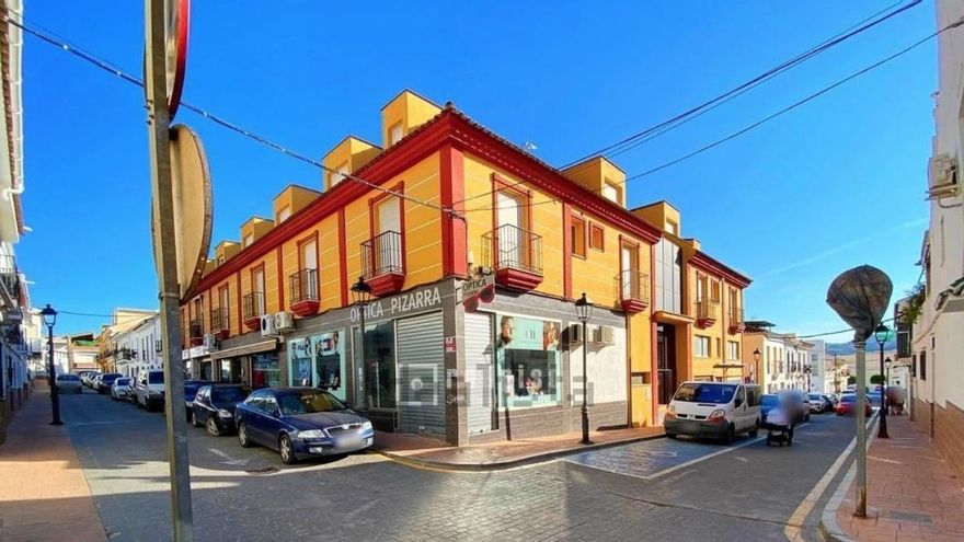 Un hombre asesina a su exmujer a tiros en la localidad malagueña de Pizarra