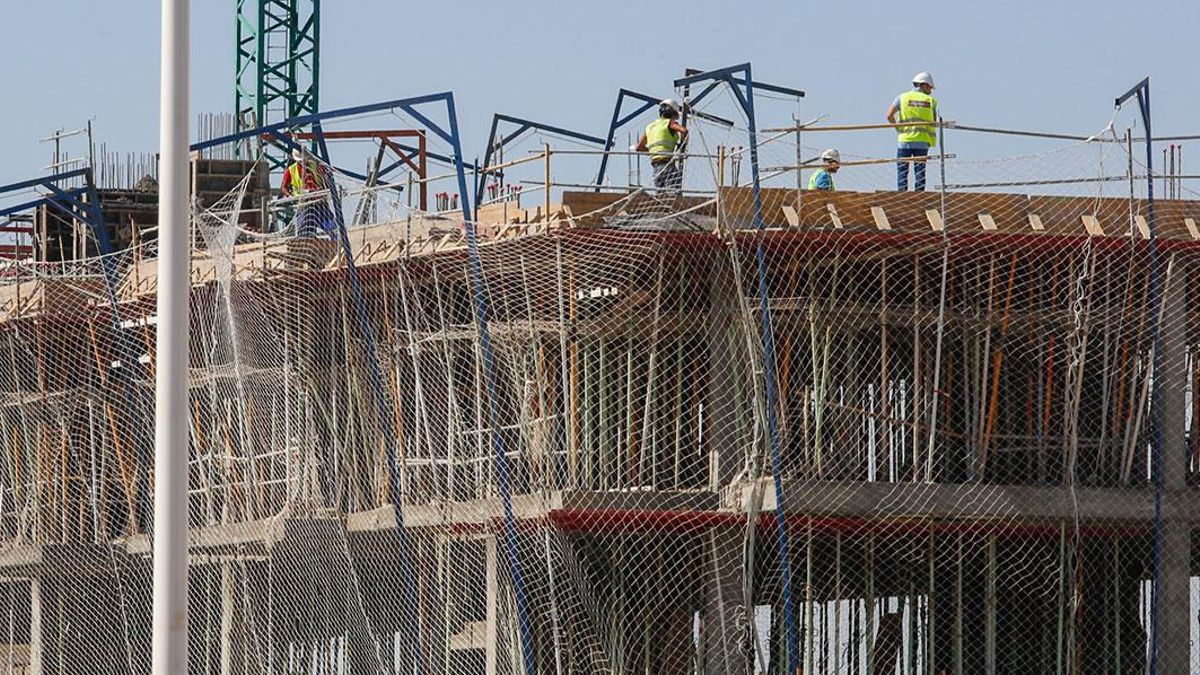 Una constructora y una promotora, condenadas a pagar más de 140.000 euros por fallos en la aerotermia de un residencial recién entregado