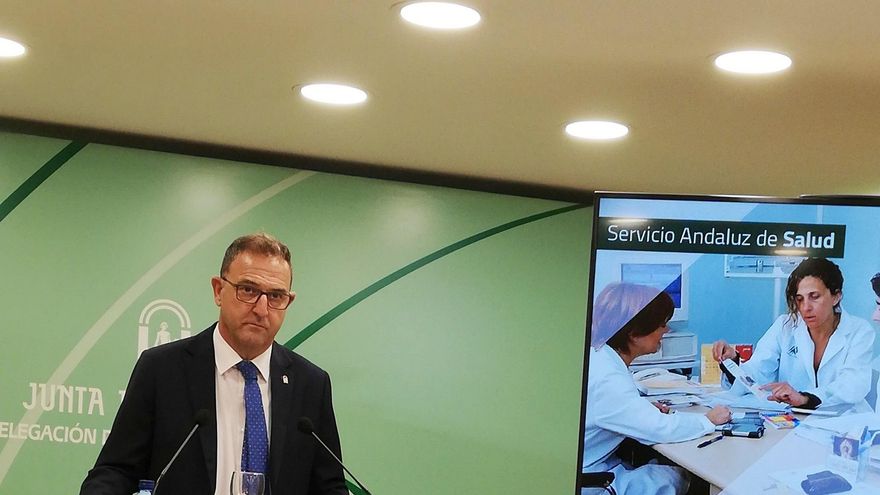 Un alto cargo de la Junta de Andalucía, sobre las mascarillas: "¿Quién necesita que nos obliguen por decreto a algo que sabemos?"