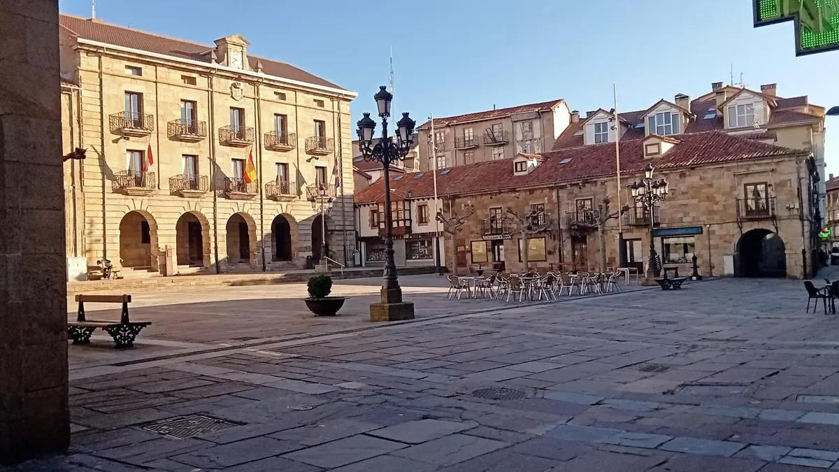 El alcalde de Reinosa presenta un borrador de presupuesto de 10,8 millones para 2026