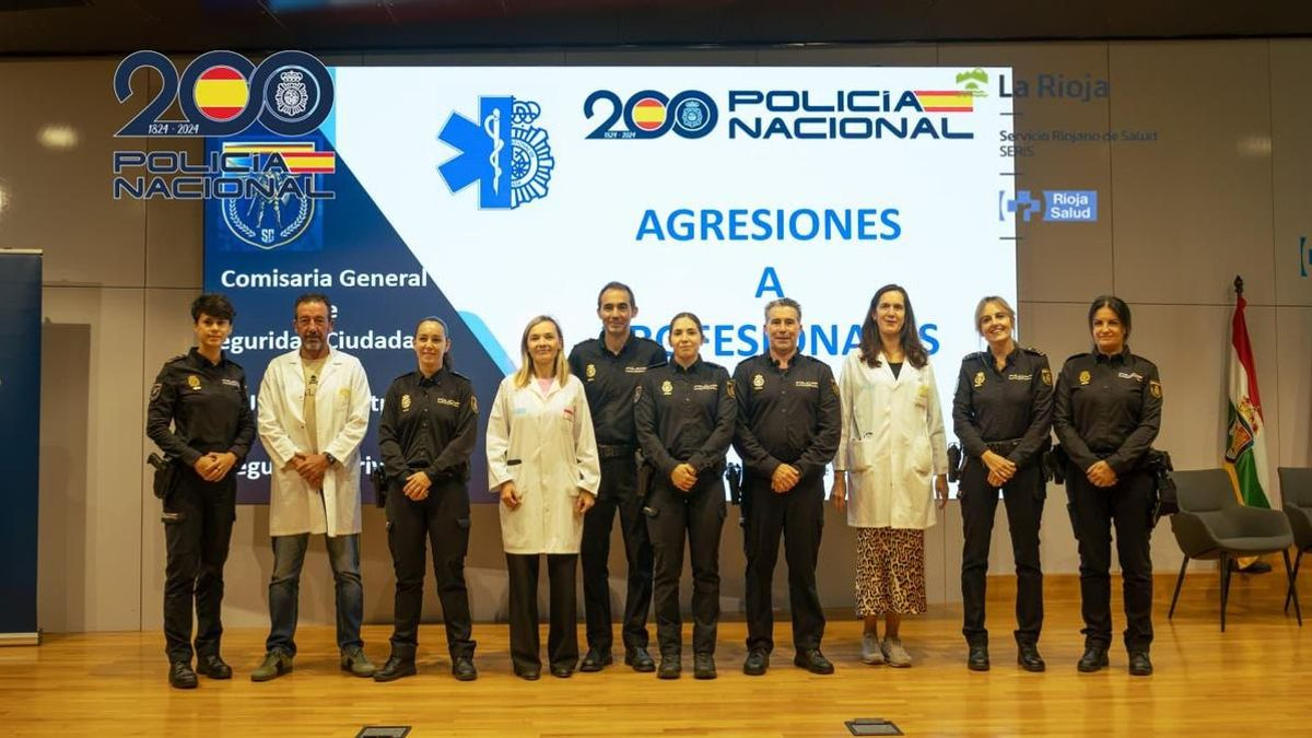 Los sanitarios riojanos se forman con la Policía Nacional en prevención de las agresiones