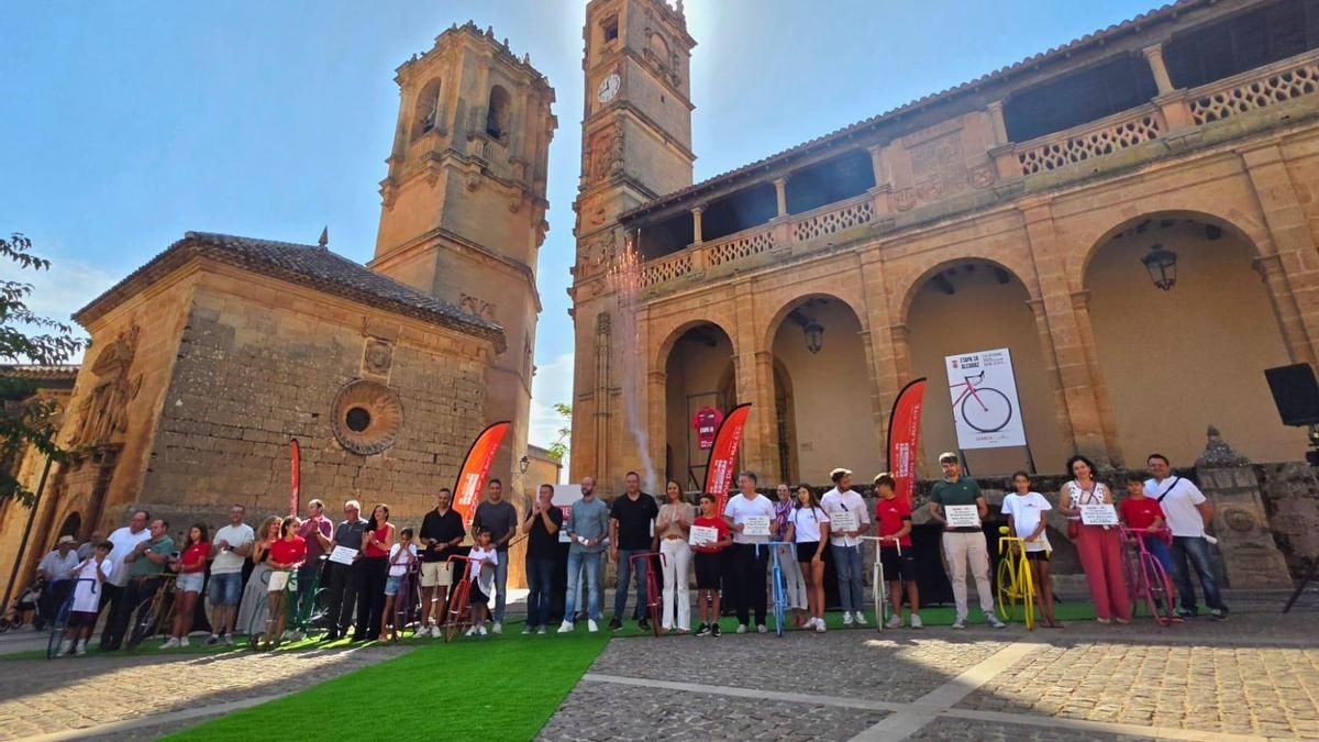 Diez bicicletas ornamentales para los pueblos de Albacete que acogerán la 10 etapa de La Vuelta a España 2026