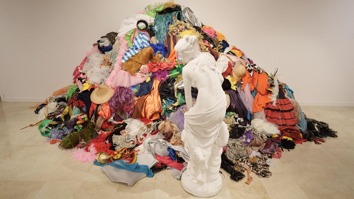 El Círculo de Bellas Artes de Tenerife da la bienvenida al Carnaval con la exposición ‘Pim pam pum...¡¡¡Fuego!!!'