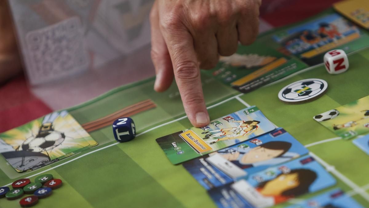 Imagen de jóvenes en el Festival Internacional de Juegos Córdoba 2025