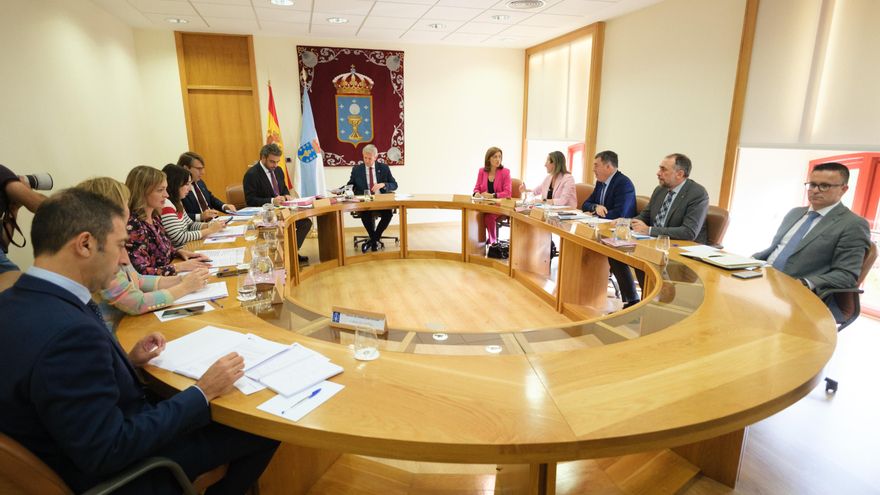 La Xunta reserva 150 millones de euros para su anuncio estrella de ayudas directas a dependientes en año electoral