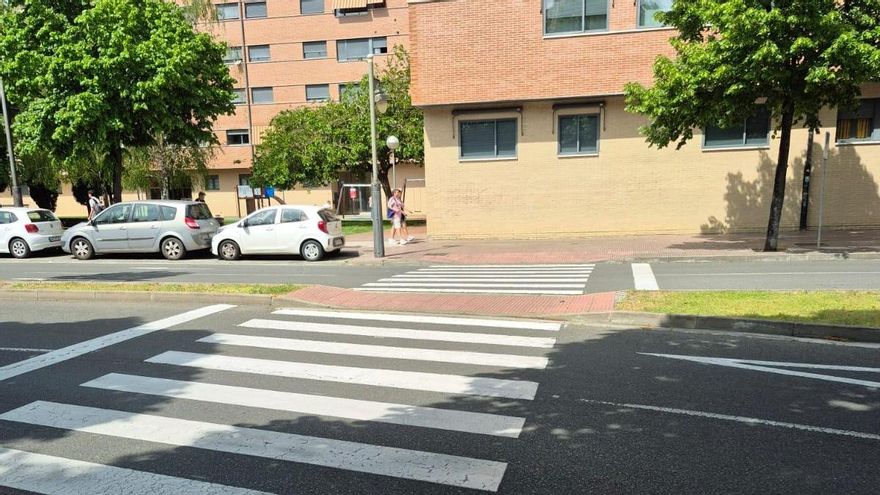 Piden más seguridad en dos pasos de peatones en la calle Padre Claret de Logroño