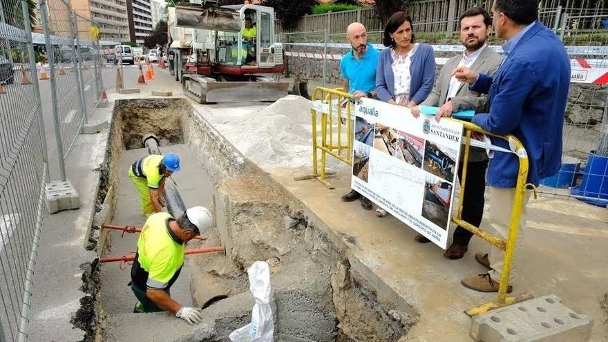 El cambio tarifario de 2012 disparó los ingresos de Aqualia en Santander por los consumos de agua de comercios, hostelería y otros establecimientos