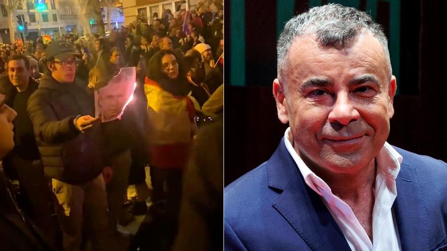 Manifestantes ultras de Ferraz queman una foto de Jorge Javier Vázquez al grito de "prensa española, manipuladora"