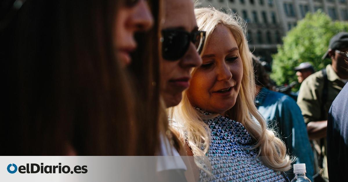 La mujer que acusó al príncipe Andrés de abusos sexuales dice en su libro póstumo que él se sintió “con derecho” a hacerlo