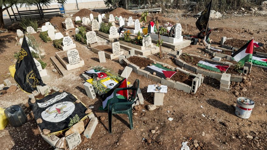 El Gobierno gazatí denuncia que el Ejército israelí ha exhumado un cementerio en Jan Yunis