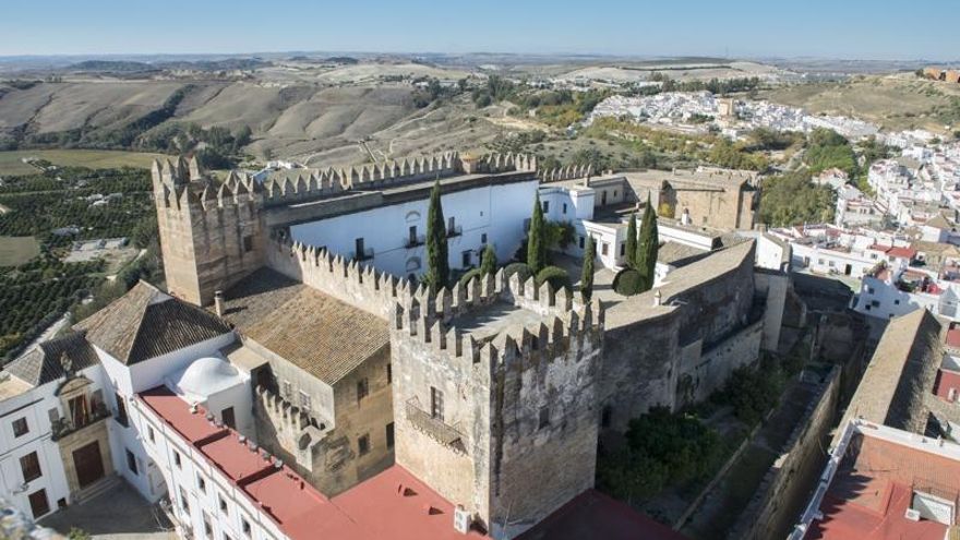 Alcázar musulmán en su origen, una de las leyendas de este imponente castillo gaditano está relacionada con dos de sus torres