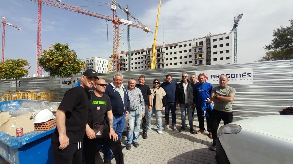 Denuncias ante la Inspección en una nueva jornada de huelga de las grúas de construcción en Córdoba